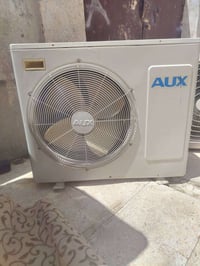 قطعتين خارجيات للبيع نظافتها 100% مستخدم رقم تليفون 07711878813