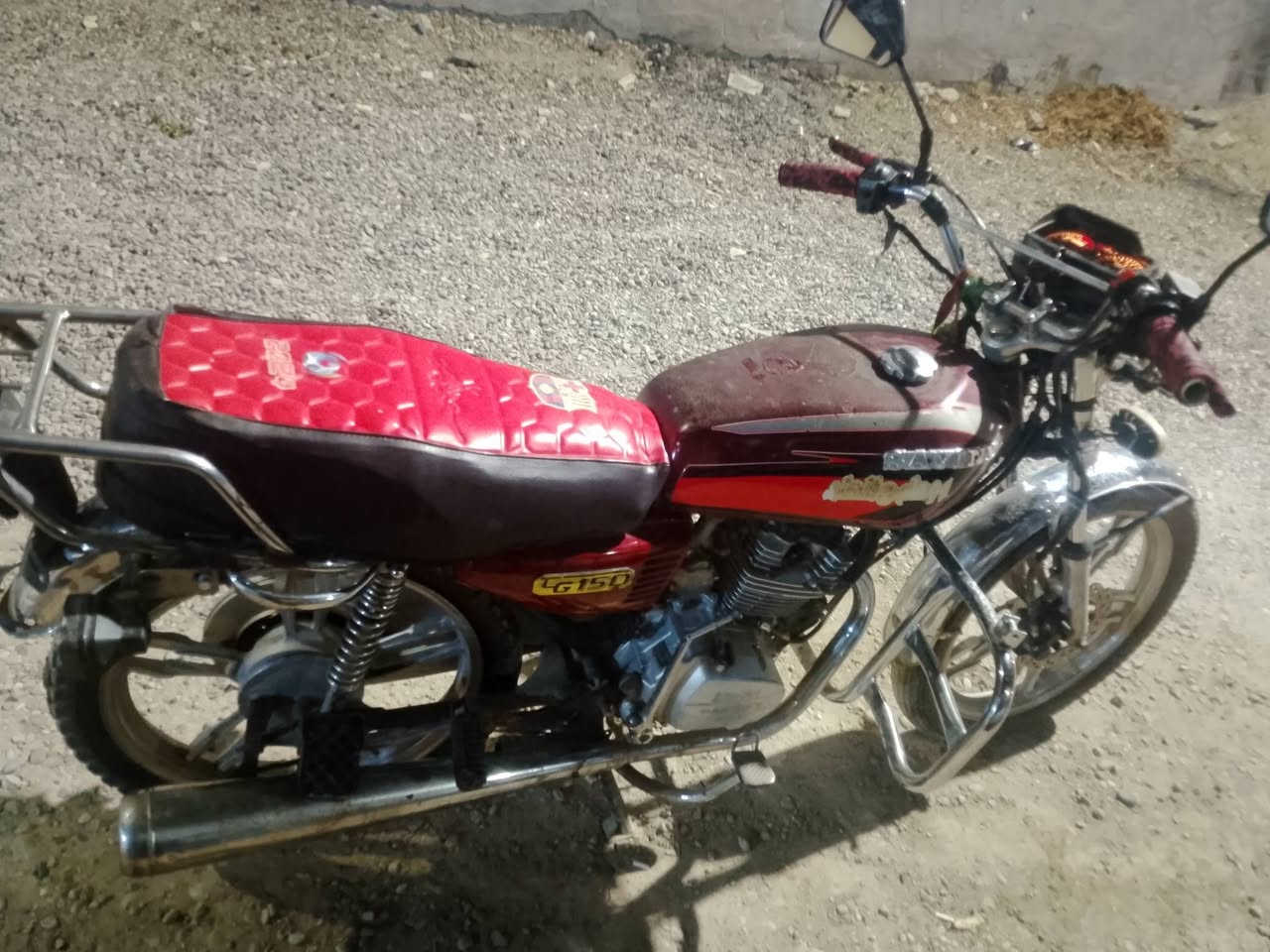 موطور ايراني موديل2020كهربائيات شغاله سعره 400وبي مجال رقم الهاتف ***********
