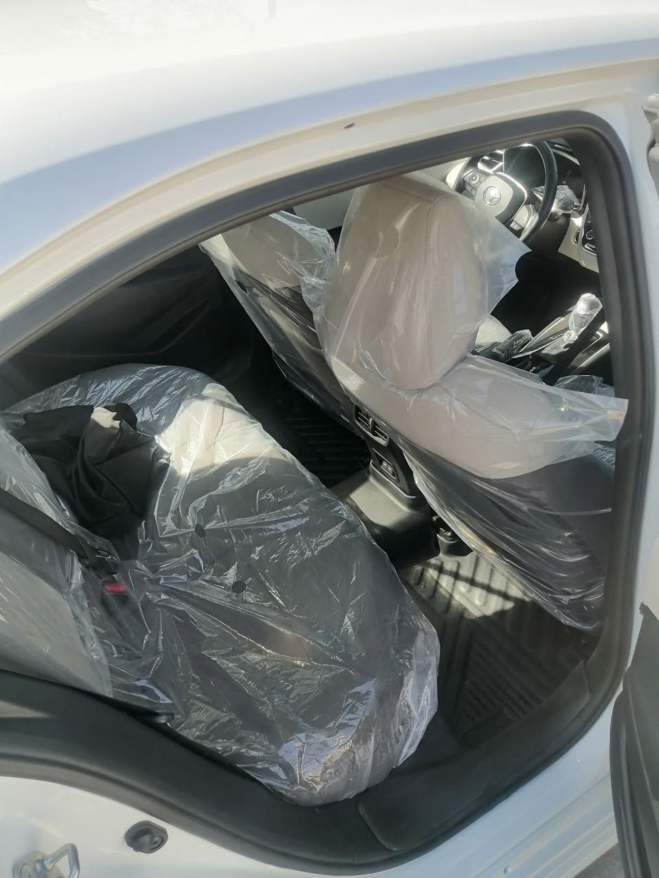 سلام عليكم كورلا خليجي رقم أربيل موديل 2024 فول موصفات مكفوله من الصبغ والشخوط فقط بارد بل داير جاملغ الخلفي فقط والباقي كله مكفول ماشية 25 سياره بعده على وضع الشركة السعر 182 وبيها مجال بسيط رقم تلفون ***********
