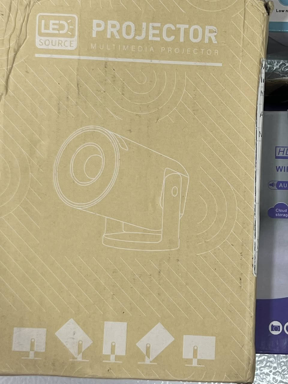 مرحبا عندي هذّني الغراض اشتريتهن مال امزون اريد أبيهن 
كامرة مال أطفال وجهاز مال بخاخ مال أطفال على الشحن 
وجهاز تدليك وجهاز تنضيف الأسنان وجهاز داتا شو وإضاعة على الطاقة الشمسيه 
العنوان بغداد الحرية للاستفسار الاتصال على الرقم 
***********
