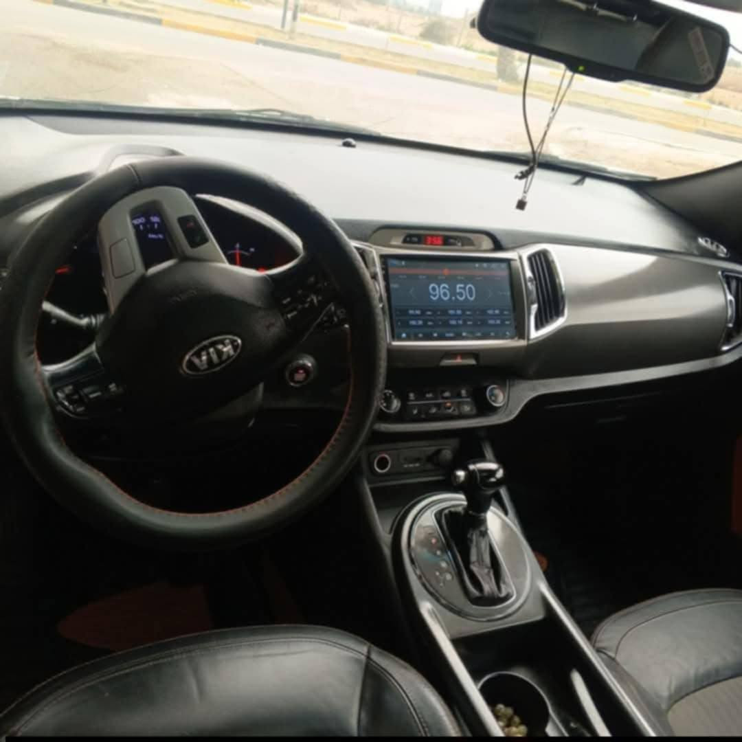 السلام عليكم 
كيا سبورتج خليجي ٢٠١٣ مكفولة كفالة عامة كير مكينة برغي ما مفتوح بيهن صدر أمامي خلفي جدد تخم تاير جديد تبريد ثلج ❄  فول الفول بنوراما حساسات كامرة تحكمات ستيرن بصمة تبريد بيانو اشاير مري مري كهرباء رقم بغداد دولي بسمي 
السعر ١٥٢ وبي مجال
للإستفسار ***********
