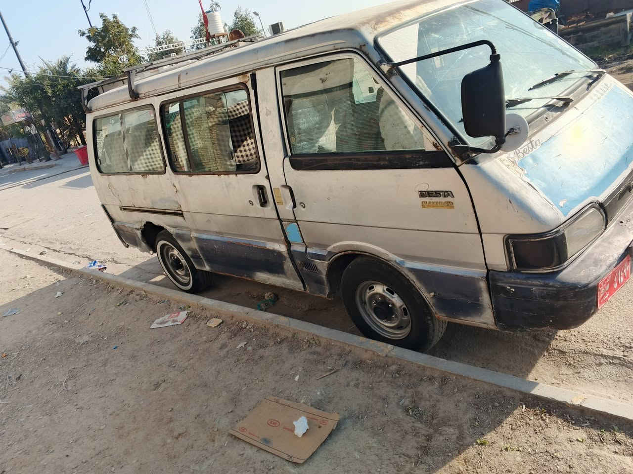 سلام عليكم كيه بسته موديل 94 مكينه وكير خير من الله حداديه تخم تاير كله جديد رقم احمر بغداد لبيع ومراوس بجنبي فتون مكان السياره الناصريه المركز السعر 20 بيها مجال قليل ***********
