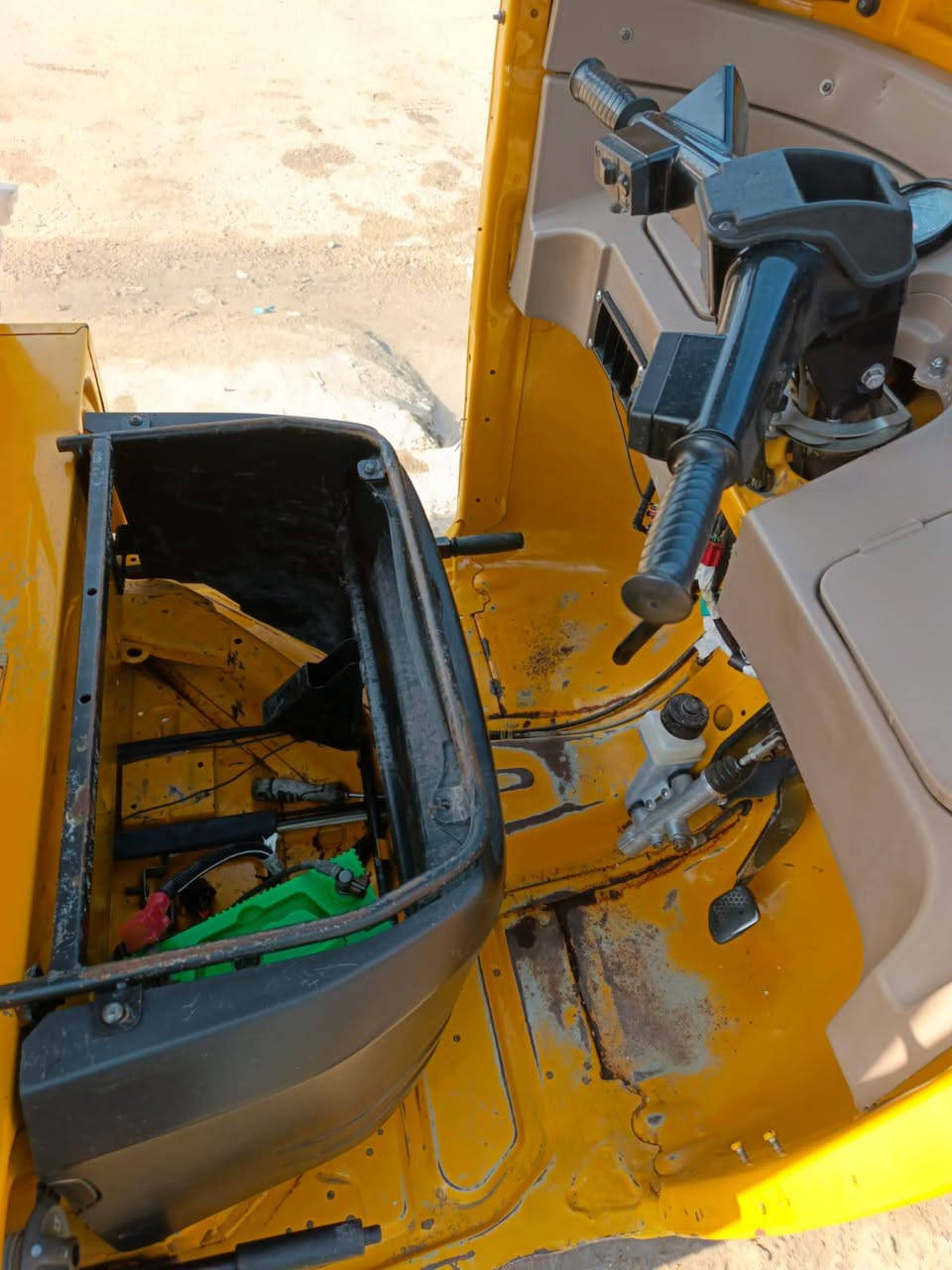 ٢٠البيع مكانهه زعفرانيه سعر ***********
