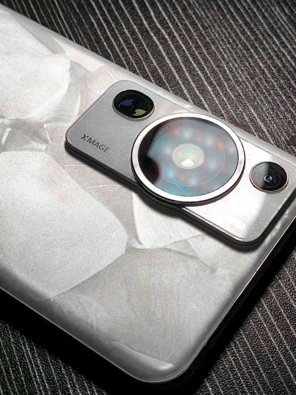 للبيع
Huawei P60 Pro

معالج sn 8 gen 1 

كاميرا ولا اروع بفتحه عدسه متغيره بحساس كبير جدا 1.4

ذاكره 256 رام 8
بطارية 100 

الجهاز وتر بروف ما مفتوح مكفول من كلشي
فقط فطر بالظهر بسيط موضح بالصور
الجهاز بدون ملحقات 
فقط كفرات وياه

((ملاحظه  الشخوط الي بالصور هاي بالزكه))
عنواني بغداد مدينة الصدر
توصيل متوفر 
💢((رحمه الامكم توصيل فقط باعتماد))💢 بغداد, العراق


**إذا كنت صاحب هذا الإعلان وتريد حذفه لأي سبب، رجاءا أرسل رسالة إلى الدعم الفني**