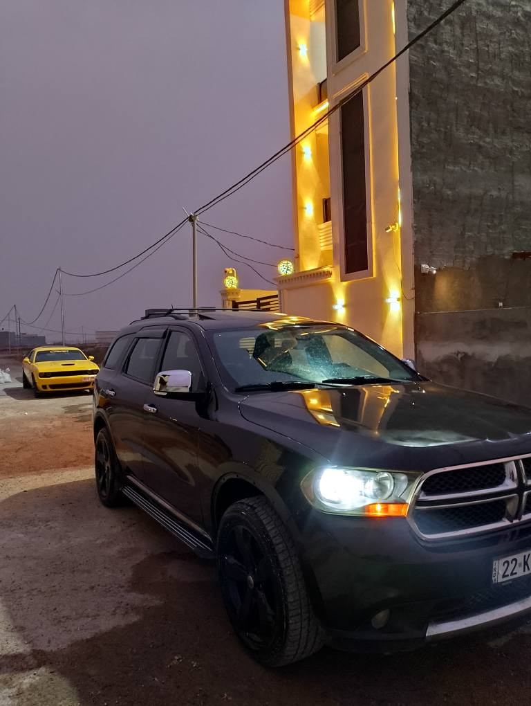 السلام عليكم
دورنكو 2012 ارتي خليجي فول مواصفات 
عليه منظومه غاز ايطالي انسه صرف والادوانز
سياره بيه مكينه جديدة 
رقم اربيل دولي تحويل مباشر 
سياره بدووون ايرباك 
صار بيه شخط بابتين صفحه صدر 
نصبغن وشويه من جاملغ خلفي 
وخشم بنيد نصبغ بدون تبديل 
قطعتين ونص صبغ يعني 
بدون دواخل لغود شواصي مكفولات
فتحه 
بصمه
تشغيل عن بعد 
شاشه جبيره وكامره خلفيه وحساسات خلفيه 
7 راكب 
كشنات الاماميه كهرباء وخزن ميموري
مري قلاب ع بك 
جنطه كهرباء 
اطفاء ذاتي 
تجاوي خلفيه كهرباء 
وباقي مواصفات معروفه 
عليه منظومه زنون عالي ناصي 
كير ومكينه مكفولات 
صدر امامي خلفي جديد مبدله 
ويل 20 وتخم تاير جديد 
سياره جاهزه مابيه مصرف 
مكانه بغداد تقاطع درويش 
***********
السعر 158 وبيها مجال بسيط بغداد, العراق
