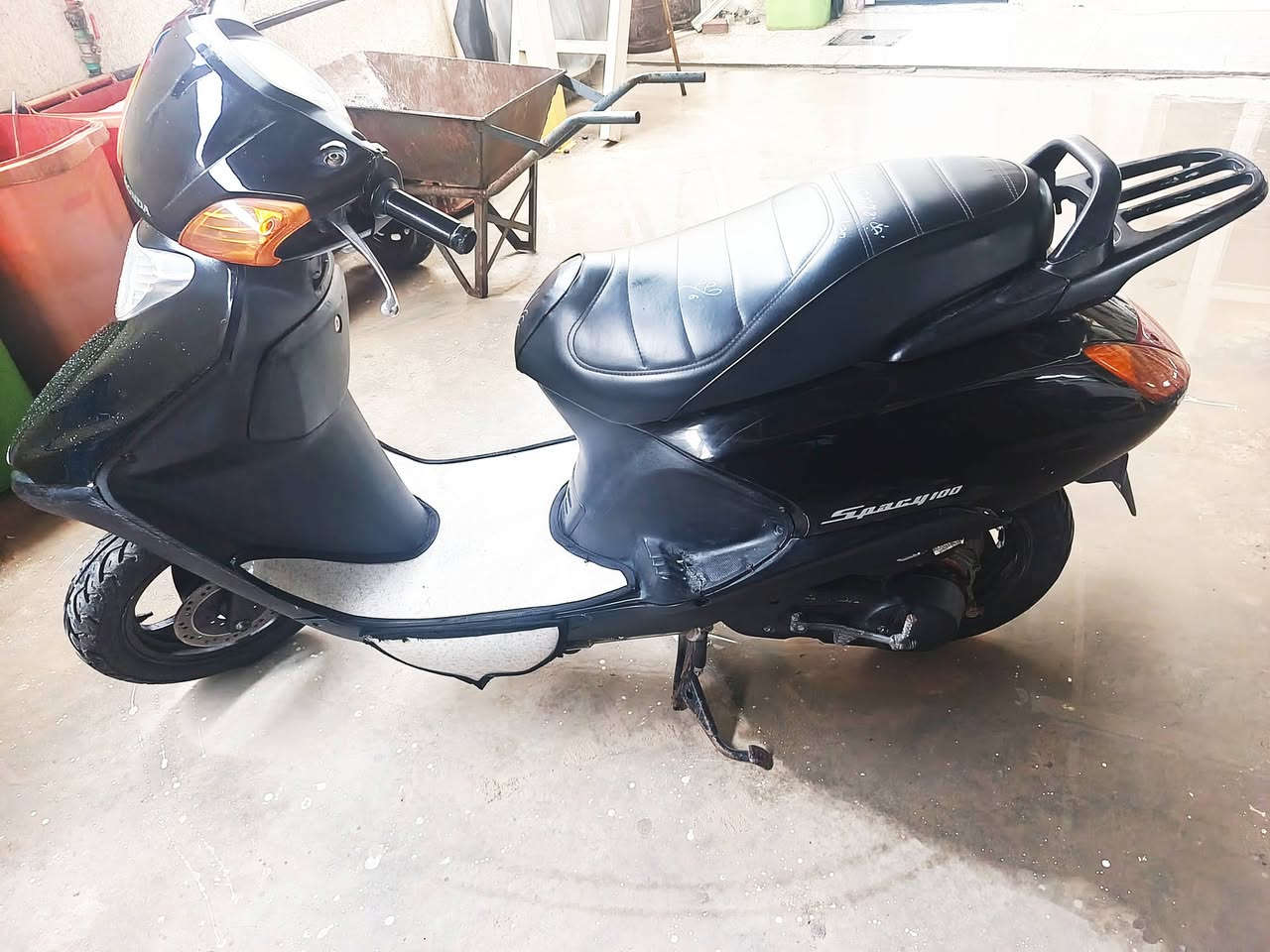 للبيع سبيسي ياباني دراجة رمبة سعرهة ب مليون و 100 وبيهة مجال مكانهة كوت خاجية 
رقم ***********
