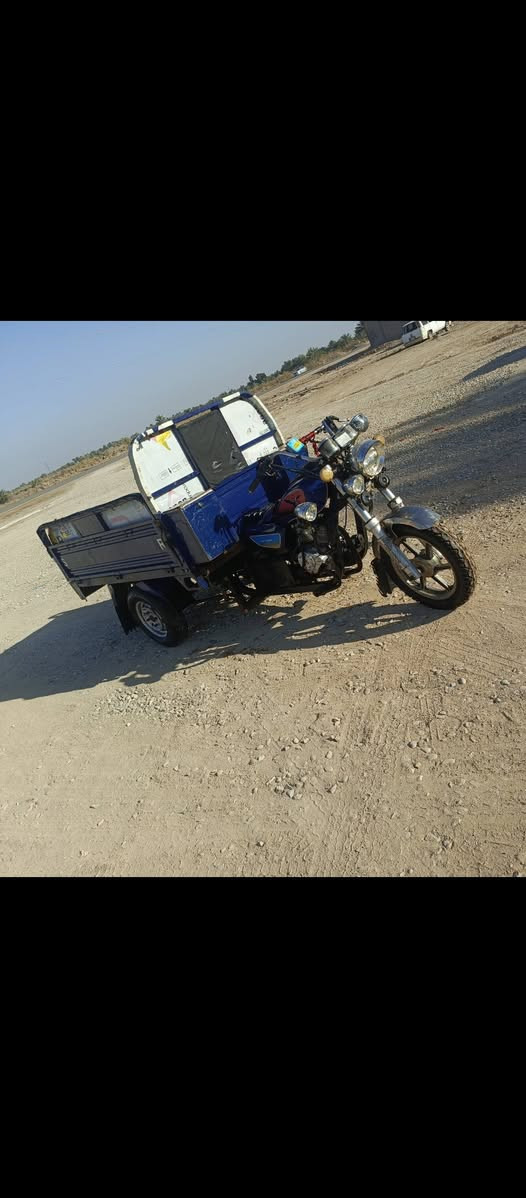 السلام عليكم عيني ستوته للبيع ستوته مقفوله من كل شيء اوراق استنساخ مقفوله شاصي رقبه محرك مقفوله من كلهن كهربائيات كلها شغاله موديل 19 مكان شاومي على الخاص///***********
