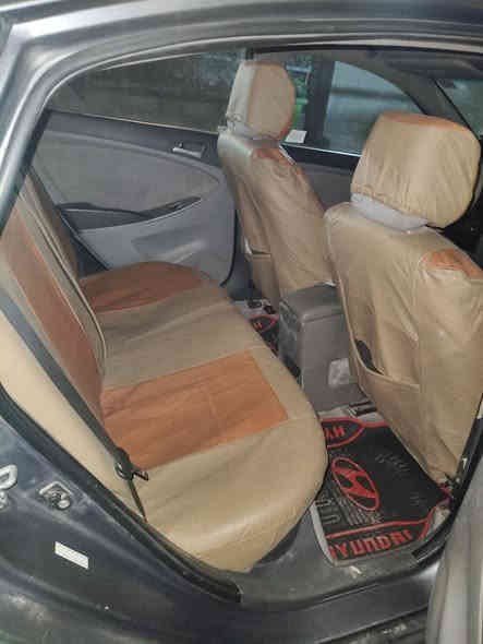 السلام عليكم اكسنت موديل 2017 حادثه موضح بسونار امريكي بيه بارد خفيف مثل ماوموضح بصوره دوشمه جديده تحويل ثاني يوم  السعر 95 بيه مجال شي بسيط العنوان بغداد حي اؤر 
***********
