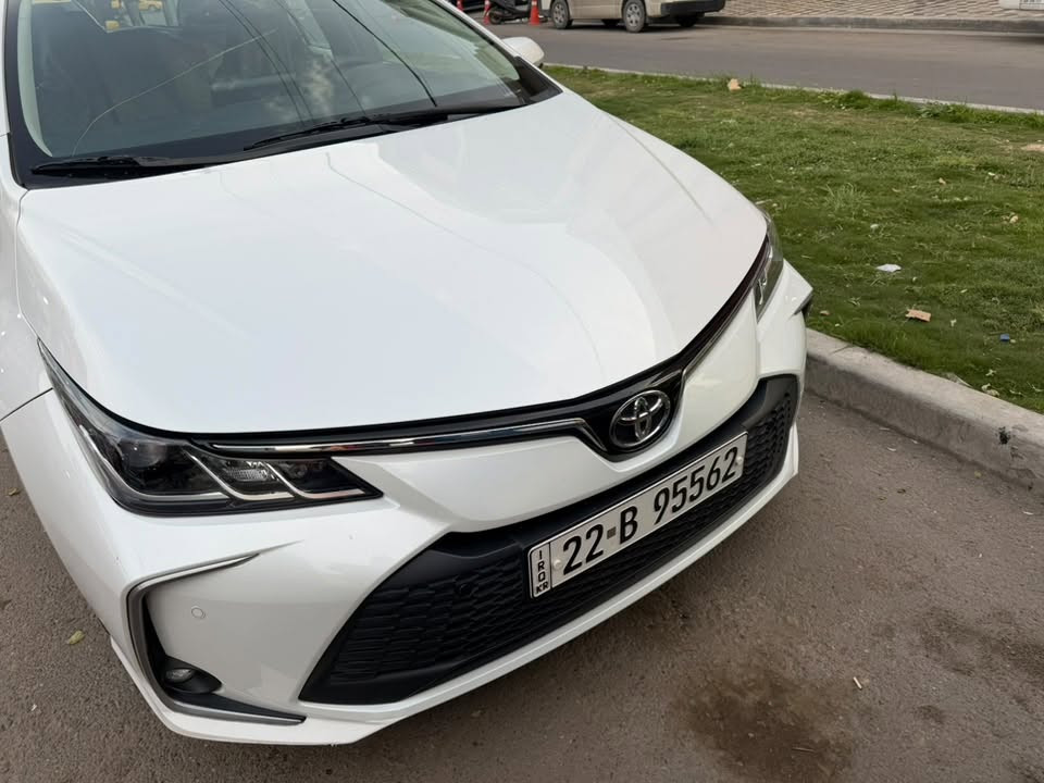 السلام عليكم 
كورلا جيهان 
ماشيه 43 كيلوا متر 
بدون سلايت  
بدون صبغ بدون بارد 
ب 175 $
للاتصال ***********
