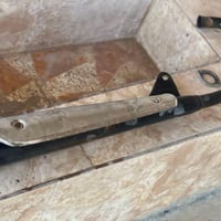 موجود صالنصه للبيع صوت حلو ملاحضه نفس الي بل صوره سعر 25 بيها مجال قلي...