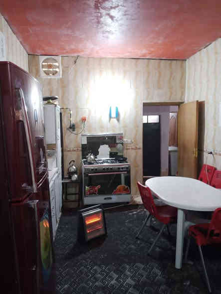 بسم الله الرحمن الرحيم
إعلان
يوجد بيت للبيع في ديالى/الحديد...المساحة ١٧٥م يحتوي على طابقين..الطابق الأرضي على غرفة نوم+استقبال ٨متر +
هول ٥×٤  + مطبخ ٥×٤  +صحيات+مسلك+مجمع صحيات خارجي+ ترك خلف البيت والجانب+كراج
أما الطابق الأول/ يحتوي على غرفة نوم+صالة+ مجمع صحيات 
الدار طابو ملك صرف للاتصال/***********
إخواني وأخواتي لا أبيع على المبادرة 
أبيع نقد فقط.
