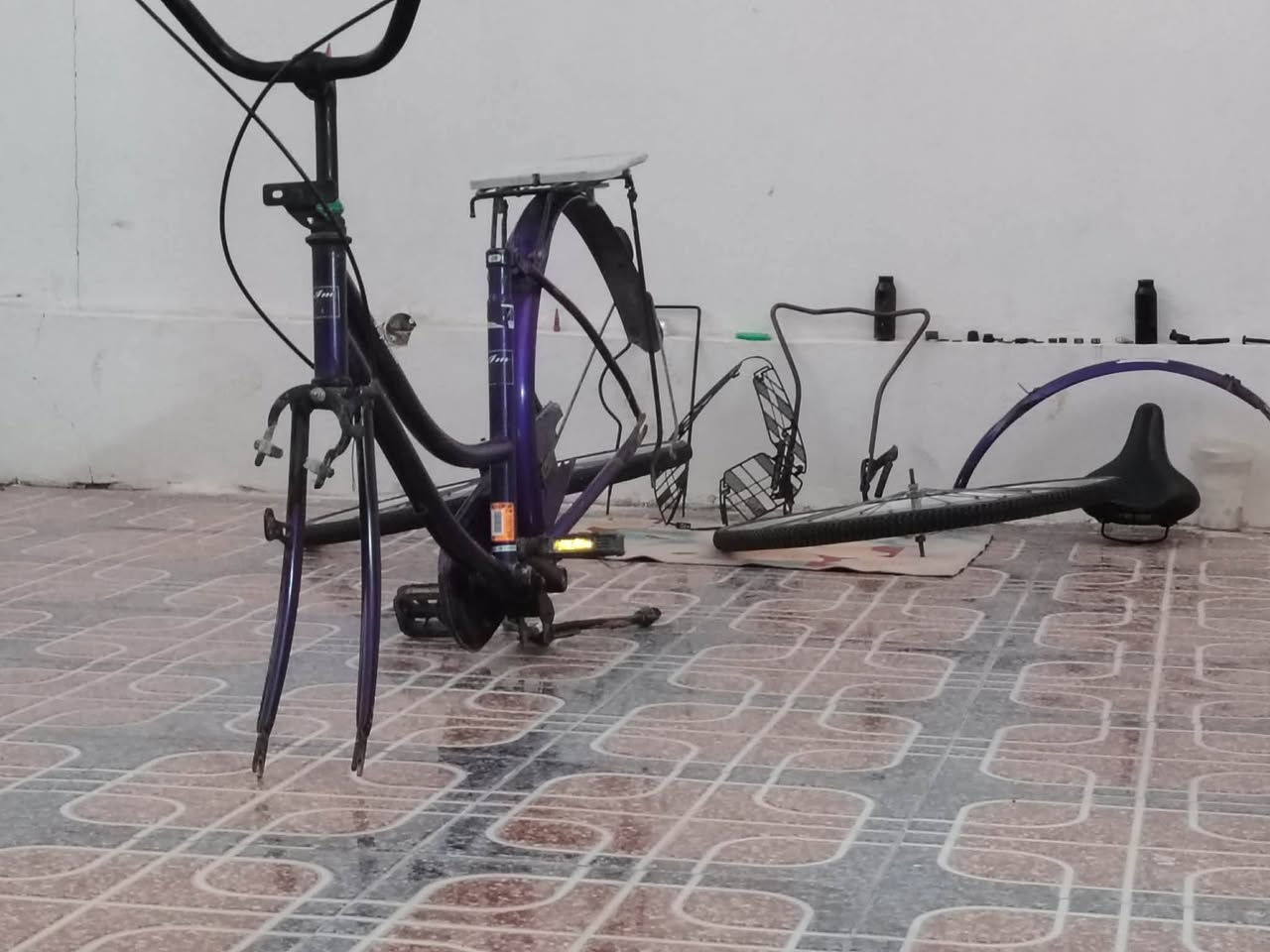 سلام عليكم بايسكل للبيع نضيف بي كاسحة وستنده طياريه المكان الهاشميه السعر خاص


**إذا كنت صاحب هذا الإعلان وتريد حذفه لأي سبب، رجاءا أرسل رسالة إلى الدعم الفني**