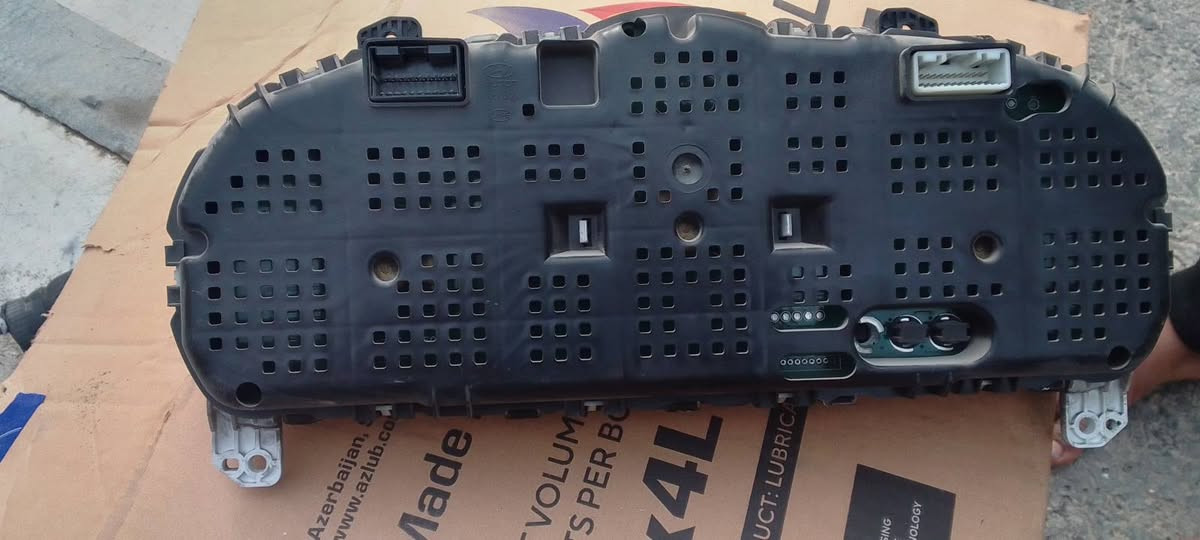 متاح..مال تفصيخ جديد النترة ٢٠١١ سعر ٧٥
***********
