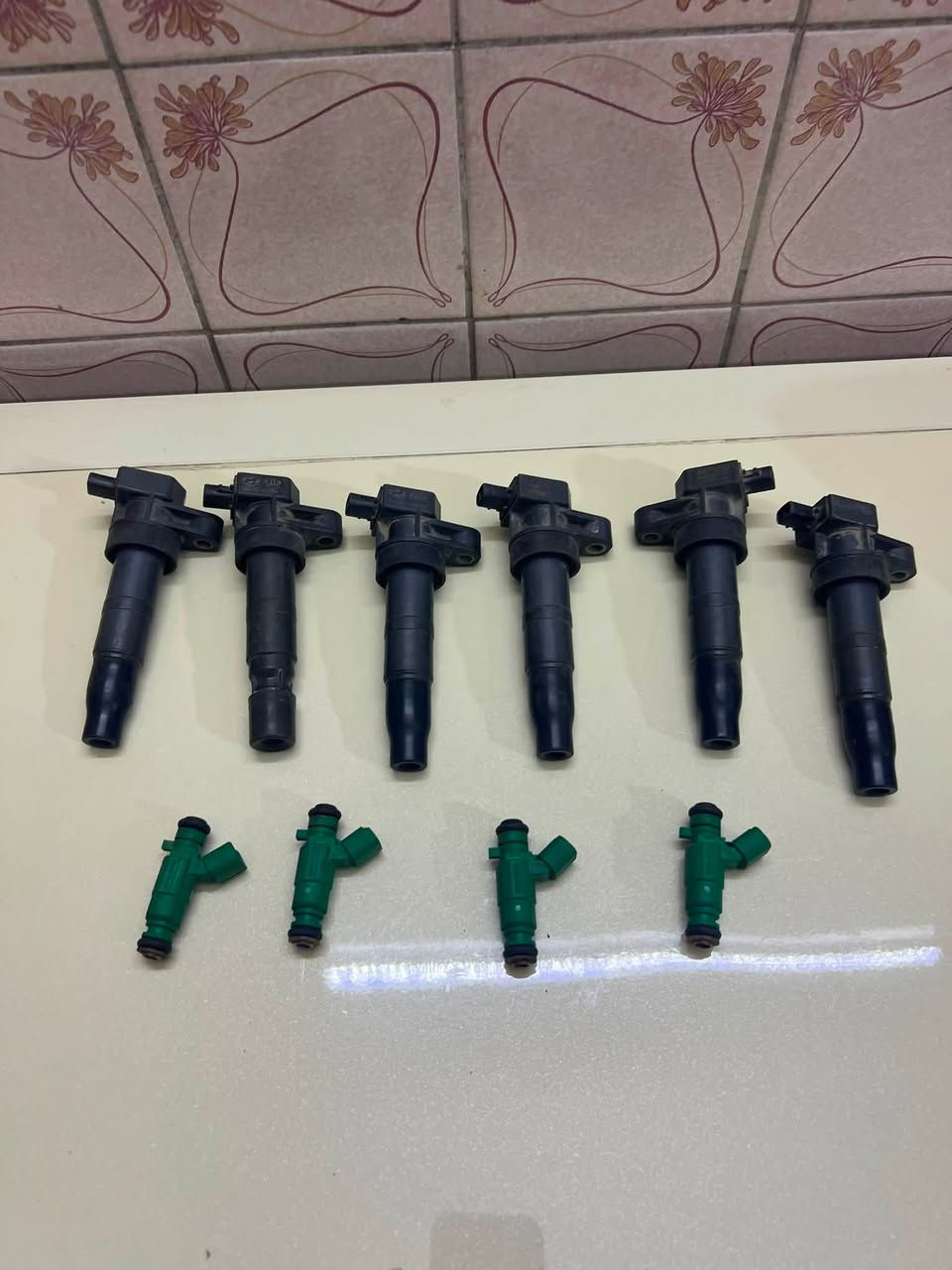 نوزلات ومجاول مال كادنزا ازيرا سنتافي سورنتو ٦ سلندر عل فحص تاخذهن من البيت اي شي بيهن ترجعهن فاتحهن من محرك قيييم واخذ مكاني البياع ***********
