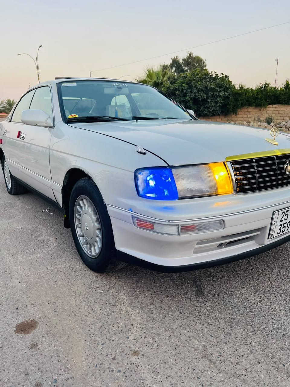 ‏بطة موديل 94 رقم كركوك إنجليزي سنوية ال29 كيرو محرك شرط مكفوله من الكص والظربه بيه قطيتين رش بدون داخل السياره جديده. علا وظع الشركه صدر وتخم تايرات مابيه نغص برغي السعر 62 بيه مجال مكان السياره الشركاط الشراي يتصل *********** المو شراي لاتصل
