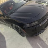 جارجر SXT • ٢٠١٨ • كفالة صبغ وتبديل