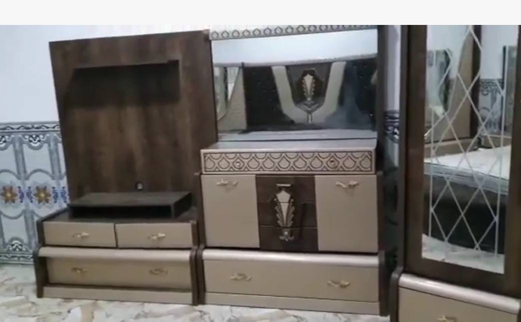 غرفة 11 قطعة بيها ضرار السجة الكم قطعة
السعر 550 بغداد مدينة الصدر


**إذا كنت صاحب هذا الإعلان وتريد حذفه لأي سبب، رجاءا أرسل رسالة إلى الدعم الفني**