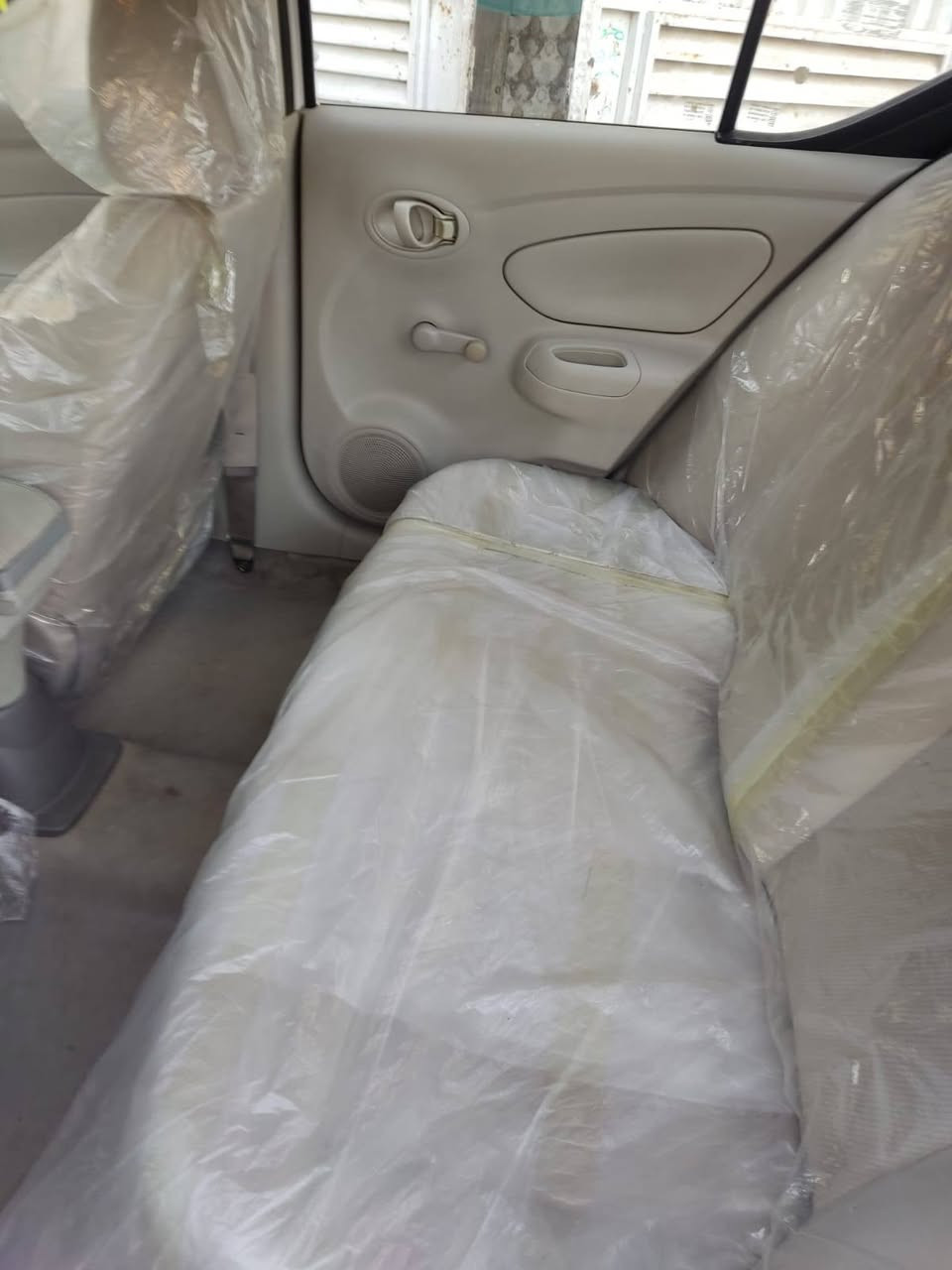 سلام عليكم
نيسان سني للبيع 
٢٠٢٠
مكفوله كفاله عامه 
عده طخه بصيطه بال منشور 
ماشيه ٥٩ حقيقي 
كير محرك تبريد مكفول وضع شركه 
رقم سليمانيه سنوينه شرط 
مكاني بغداد كراده 
الشراي يتصل 
***********
