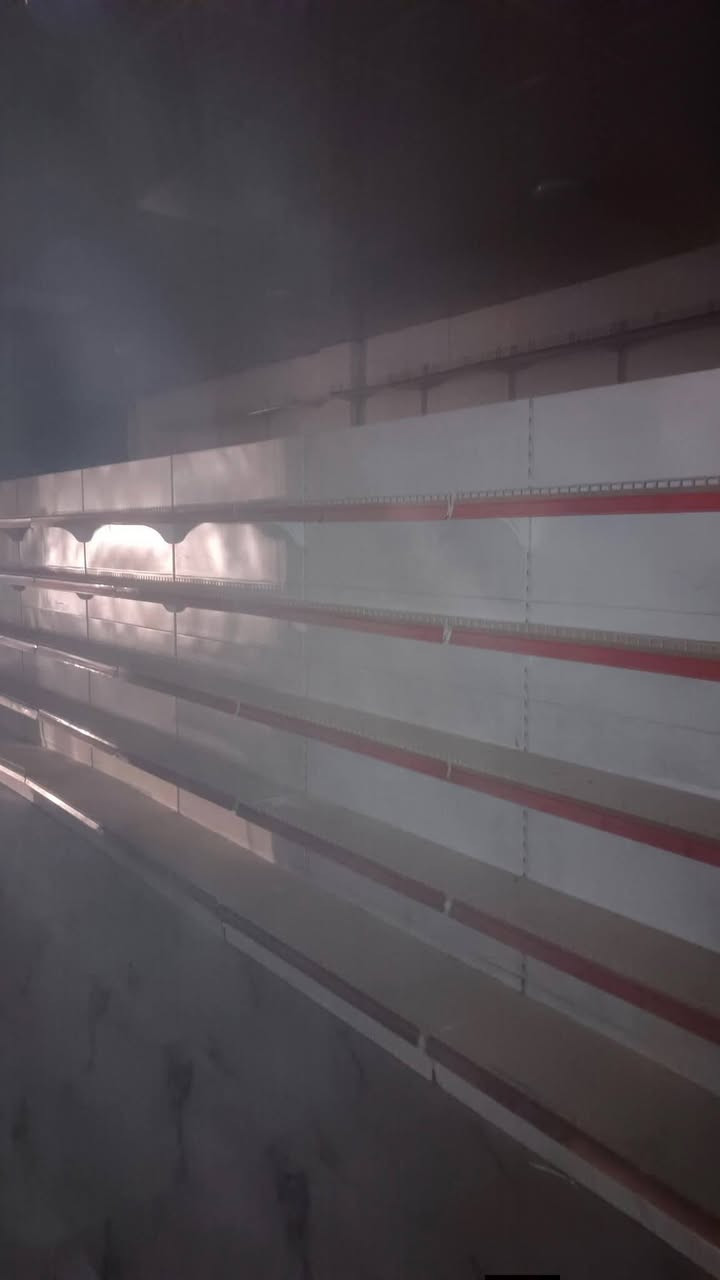 رفوف جداري وسطي جانبي حله ابي غرق ***********.  ***********
