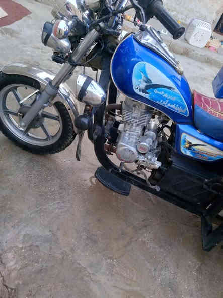 سلام عليكم ستوته للبيع نضيفه وكيل نوار الوجبه الوله 3براغي مكفوله مديل 23 السعر مليونين و150 وبيها مجال لشراي المكان طريق السنيه يم معمل أصباغ شراي يتصل ***********
