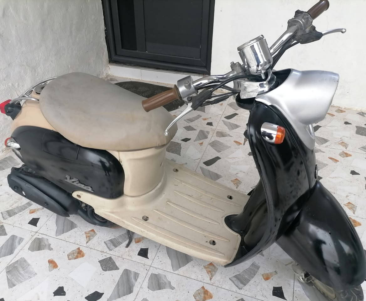 للبيع، كلاسك
نكره سلف اشاير كله يشتغل احجيلك الصراحة ما جذب عليك المحرك فقط امدل بست بوش الباقي كله ابلادي، شلعه أو معدل فول انت تعال شوف،، ٣٥٠ ابي مجال للطيبين
مكاني حي عسكري ***********
