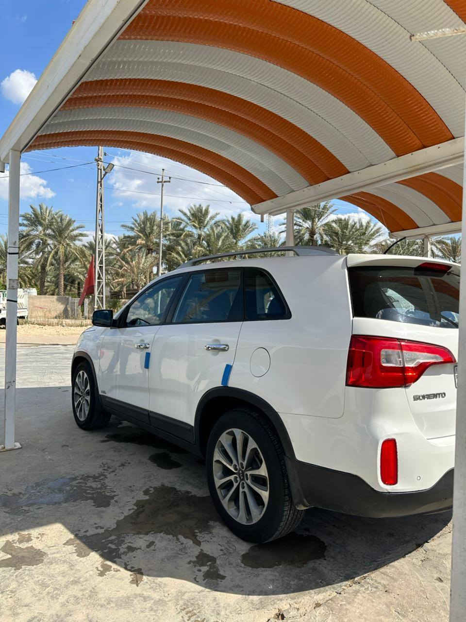 السلام عليكم سورنتو موديل 14
فول مواصفات 
واحد على واحد
بنروما 
فور ويل
شفتات ستيرن 
كشنات كهرباء 
فئه سعوديه
تخم تاير جديد 
مكينه كير مكفولات 
رقم بغداد انكليزي 
السياره بأسمي
تبريد صدر حداديه جدد
كلين خليجي 
مكلف بالنشر اي استفسار على هذا الرقم ***********
السعر 175
