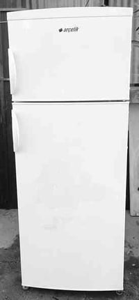 ثلاجه بلاديه • ١٦قدم • نضيفه