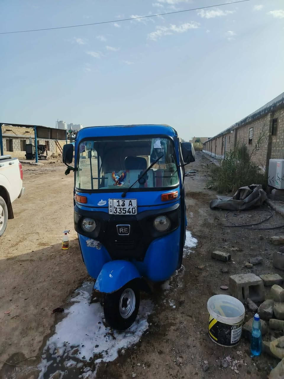 سلام عليكم تكتك واحد 21 نضيفه مكينه مكفوله وبيه بادر قليل يم لبكايت سعر خاص رقم ***********
