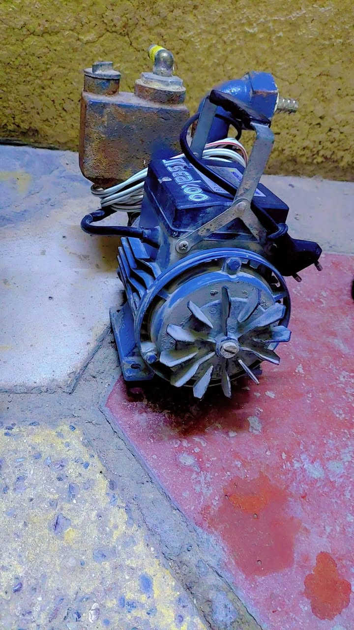 ماطور مي حجم جبير حرامي
والثاني صغير اثنينهن شغالات عل فحص


**إذا كنت صاحب هذا الإعلان وتريد حذفه لأي سبب، رجاءا أرسل رسالة إلى الدعم الفني**