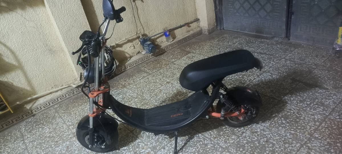 سلام عليكم 
سكوتر هارلي بطاريه ليثيوم 3 سرع سرعتها القصوى 65 حقيقي 
ملف 1500w
دبلات لوي خلفي 2 
دبلات هايدرولك 2 
سعرها 425 وبيها مجال


**إذا كنت صاحب هذا الإعلان وتريد حذفه لأي سبب، رجاءا أرسل رسالة إلى الدعم الفني**