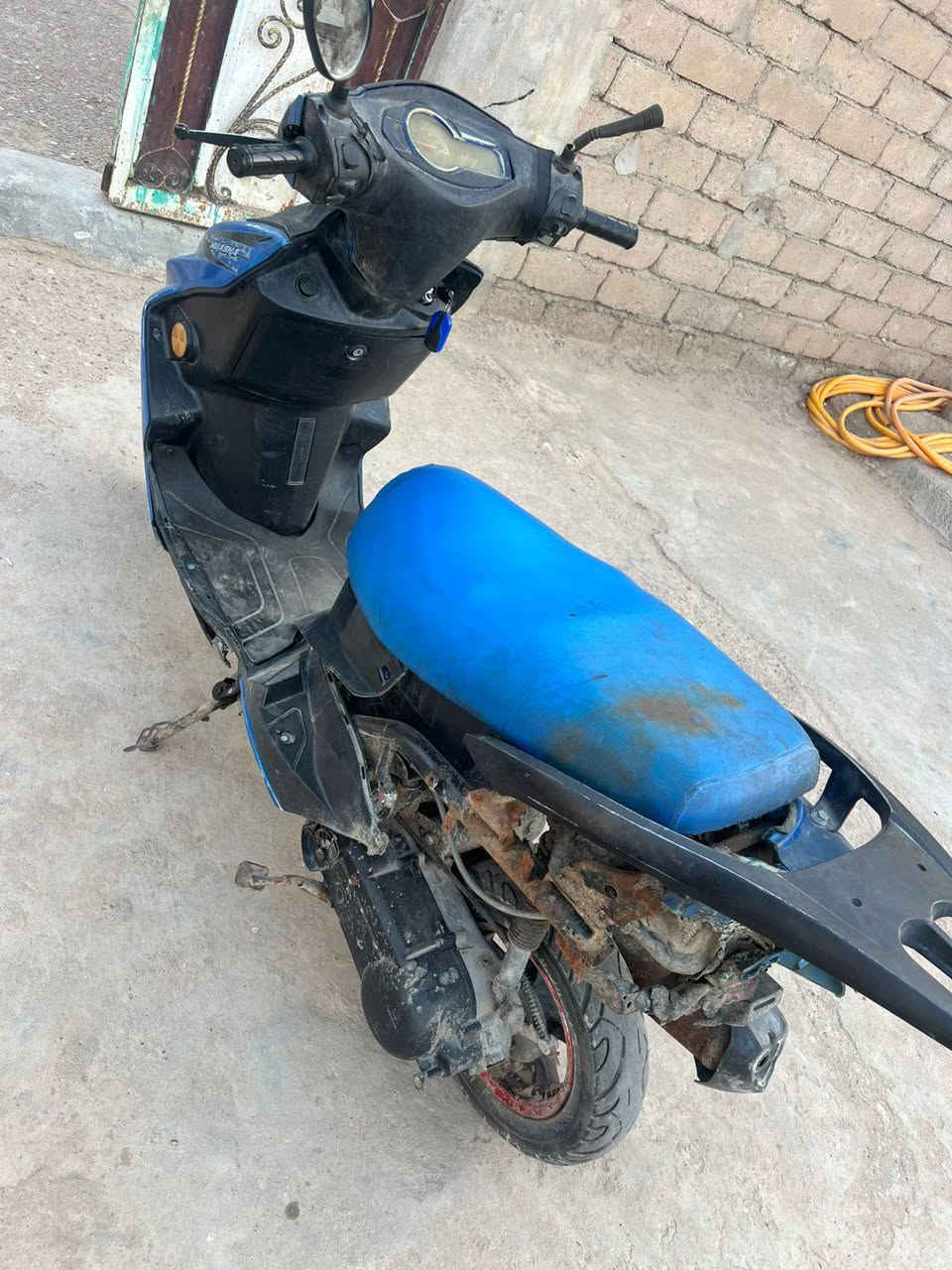 سكنس للبيع دراجه ناعمه لا تنقيص لا تبخير كهربائيات نكره سلف خير من الله بيها فقط كفر خلفي حترك وذبيته سعر 275 
***********
