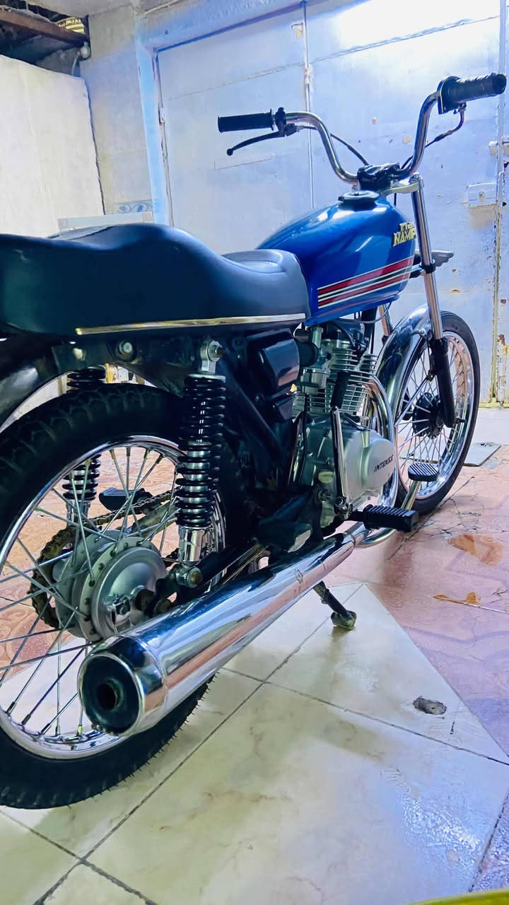 السلام عليكم 
دراجه كلك مكفوله من السرقه 
مكينه انتنس 22 اقوى نسخة 
دراجه فصله وسرعه خير من الله 
السعر 450


**إذا كنت صاحب هذا الإعلان وتريد حذفه لأي سبب، رجاءا أرسل رسالة إلى الدعم الفني**