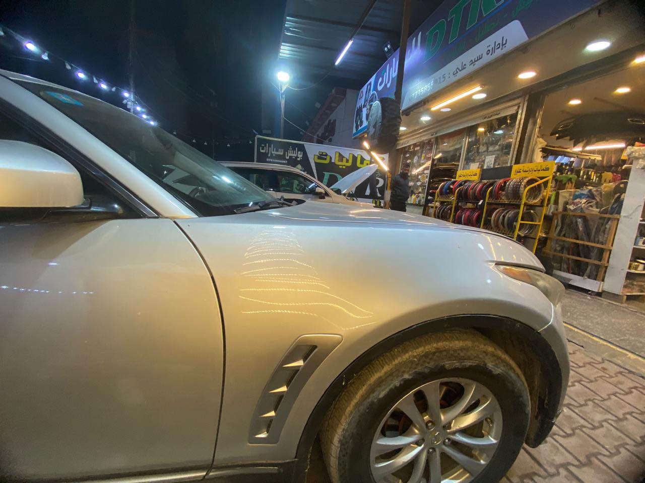 للبيع 

انفنتي FX35 موديل 2009 ماشية 94 الف ميل

امريكي داخلة كلين

هنا بيها كم قطعة صبغ

فول مواصفات السيارة 

***********

السعر 107 بغداد, العراق
