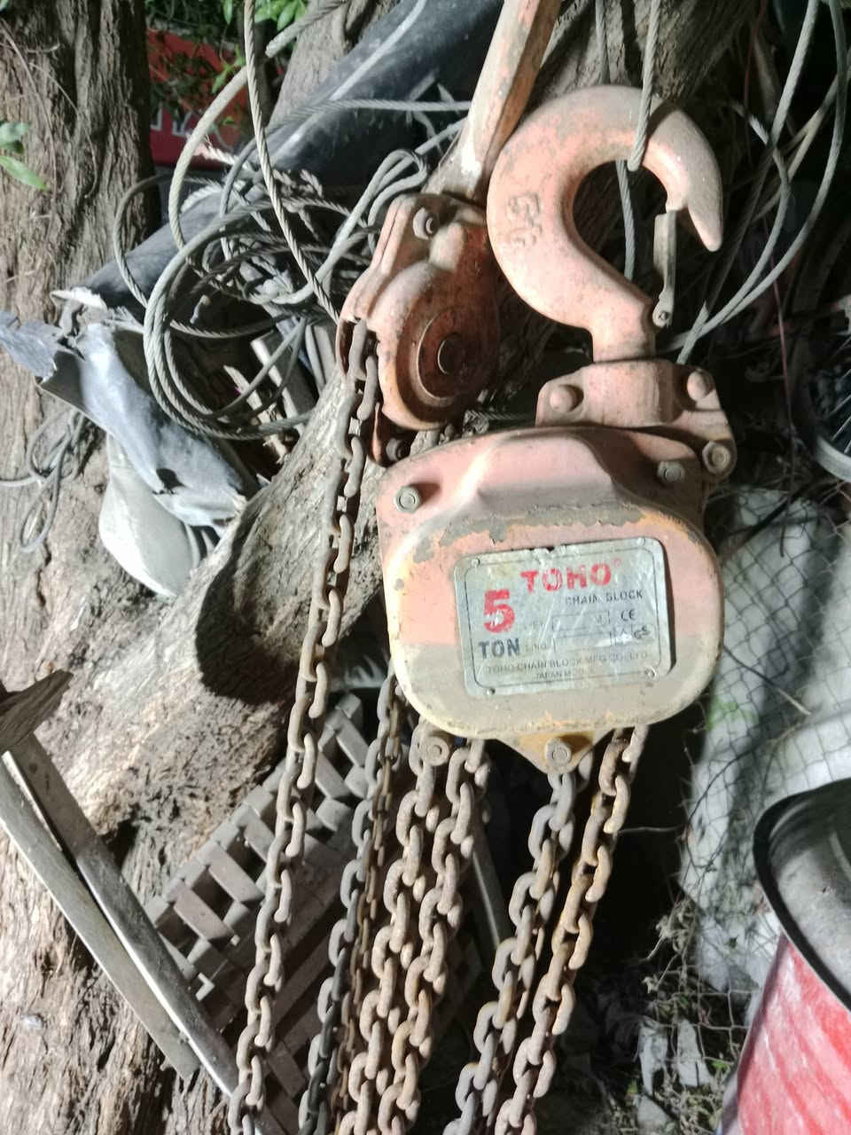 بكرة سحب شغالة 5 طن للبيع السعر ١٢٥ الف مع واير سحب للبيع
***********
