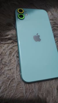 ايفون 11 للبيع كلشي  للاستفسار والاتصال او مراسلة الصفحة  07725849727