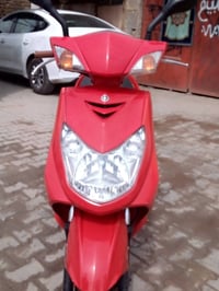 ورحمه الله وبركاته فحل للبيع السعر 900 كامله دراجه ياباني نوزل العنوان...