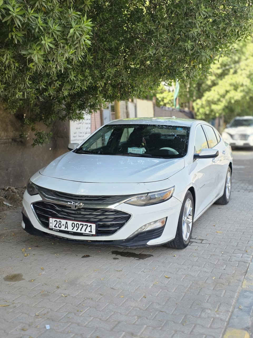 سلام عليكم 
ماليبو 2019 LT
ماشيه 165 الف كيلو مو ميل 
مكينه 1500 تيربو 
تبريد شغال ثلج 
بصمه 
تبريد منفصل 
تدفئه كشنات 
كشن سائق كهرباء 
إدامه كامله من ناحيه المكينه بلكات بخاخات ومنظومه الماي
 حادثها جاملغ وبنيد + باردات موضحات بصور 
مكاني النجف الاشرف 
***********
سعرها 110 وبيها مجال للشراي
