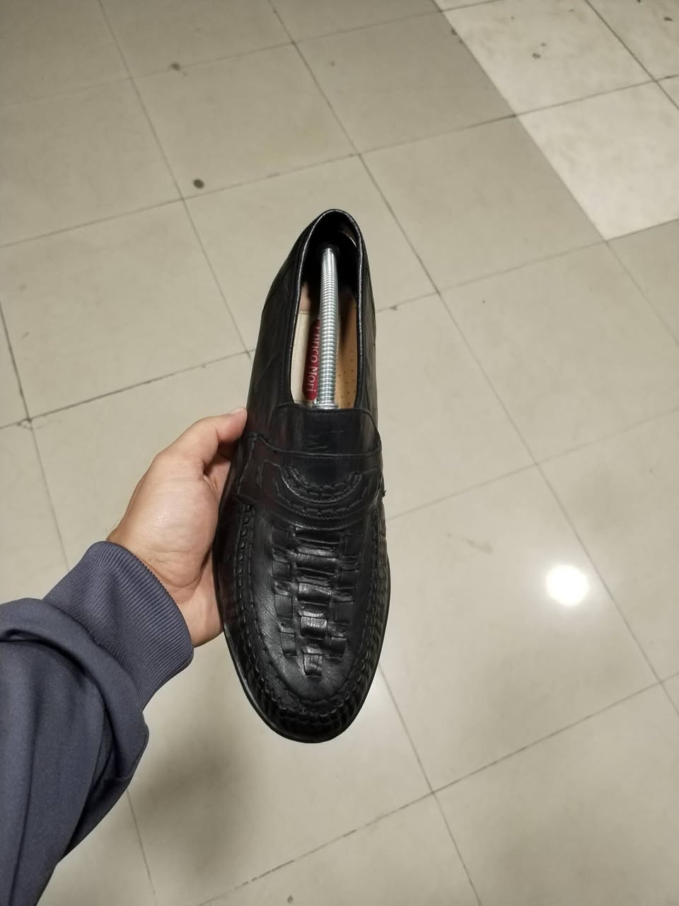 فلات ماركة انركي موريه 
فرنسي أصلي وكالة اورجنال 
بالة اوربي نظافة 💯 
قياس 44 طول القدم 28 
جلد طبيعي فاخر كليا 
قطعة راقية كجول ورسمي 
للحجز على خاص 
أو مراسلة واتساب ***********
توصيل لكل محافظات العراق
