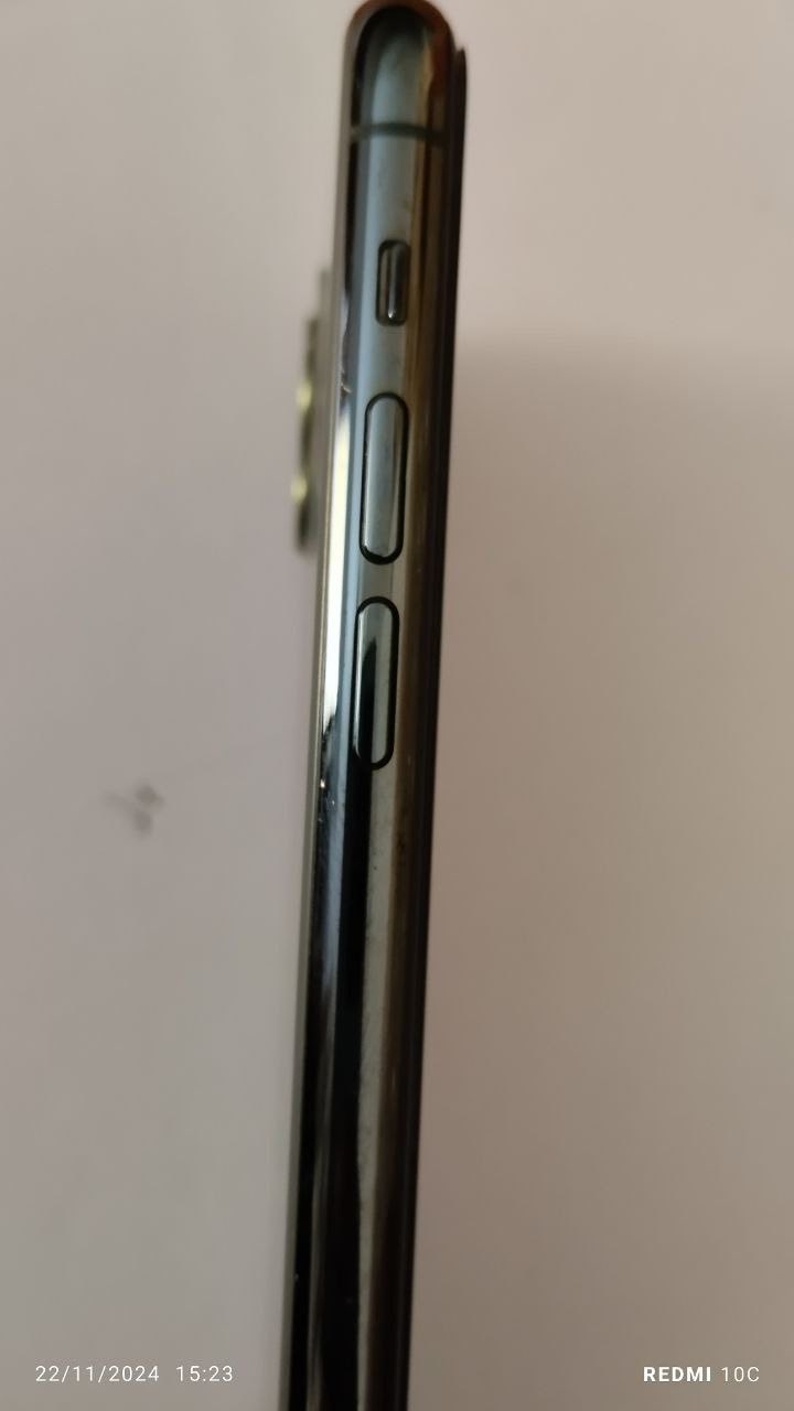 سلام عليكم ايفون 11برو ماكس
نموذج mذاكره 256بطاريه 83بلادي  مكفول الجهاز من كلشي  محدث اخر تحديث فحص حاسبه مكان بابل القاسم الشراي يتفضل خاص او الاتصال ***********
