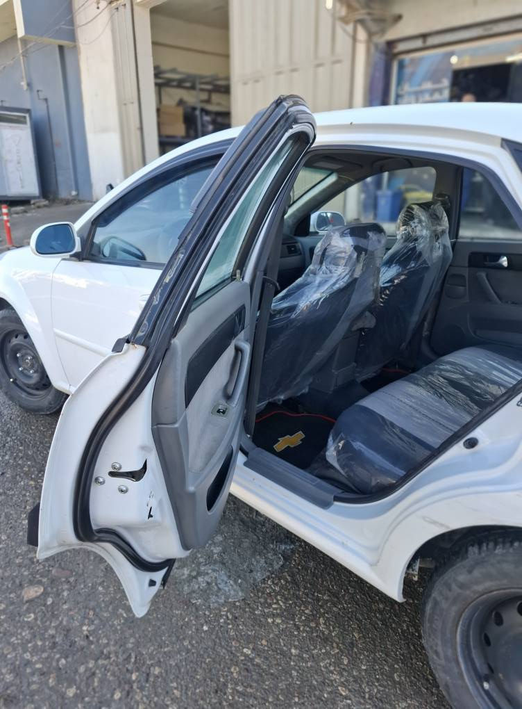 اوبترا للبيع او مراوسه تكسي موديل 2009 كير عادي قطرة بانزين.  رقم اربيل شرط التحويل كاربون بانزين موجود بيها سنوية الى 2029. 4 تواير جدد . سياره نظيفه بيها دوار اثنين صبغ خفيف وتصليح بارد بس .. السعر85  وبيها مجال كلش بسيطط
اتصال على الرقم

***********4 موصل, نينوى
