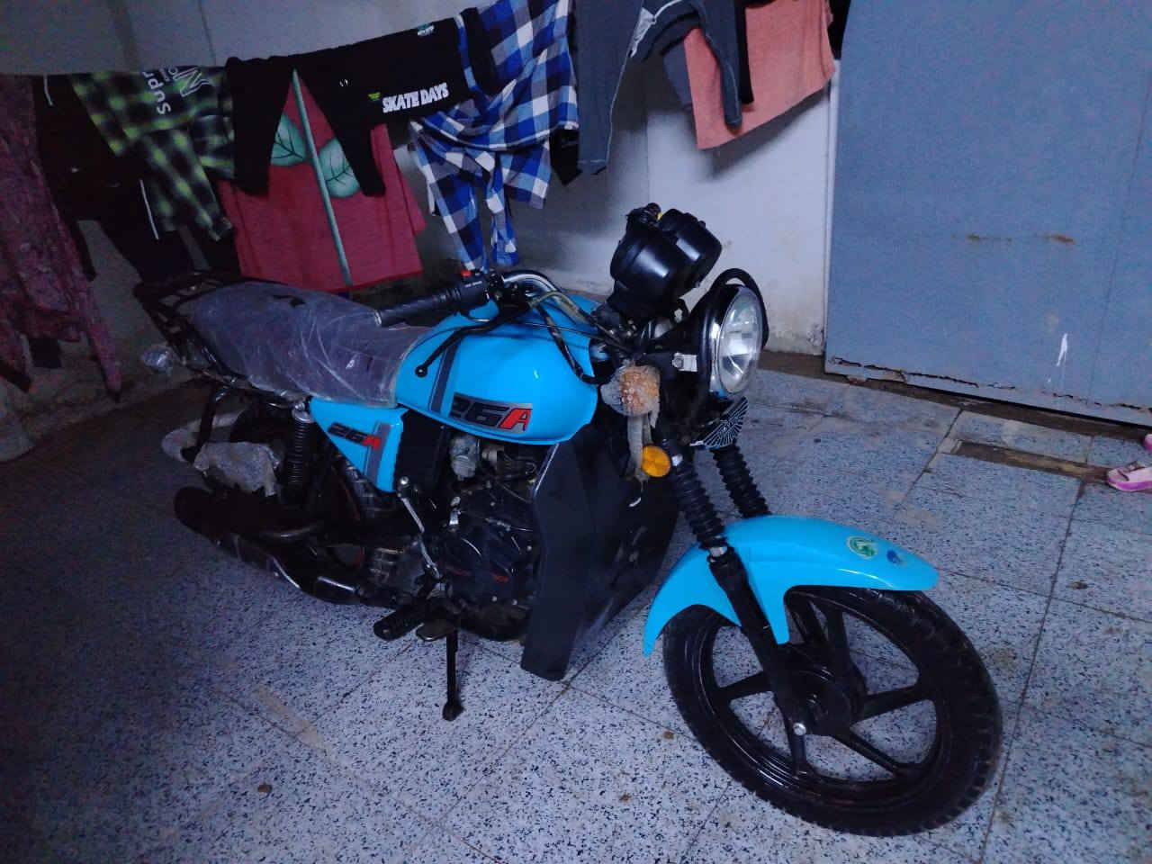 درجه دايوان الي بيع 
نضيفه ومكينه حلوه 
مديل 2023
***********
اورق سكنر 
مكينه مبدل فقط والفات 
سعر 950وبيه مجال
