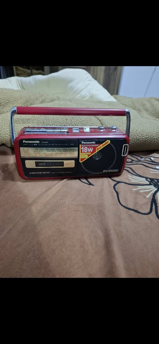 مسجل راديو بانسونك نظيف جدا السعر ٥٠ الف الاتصال ***********
