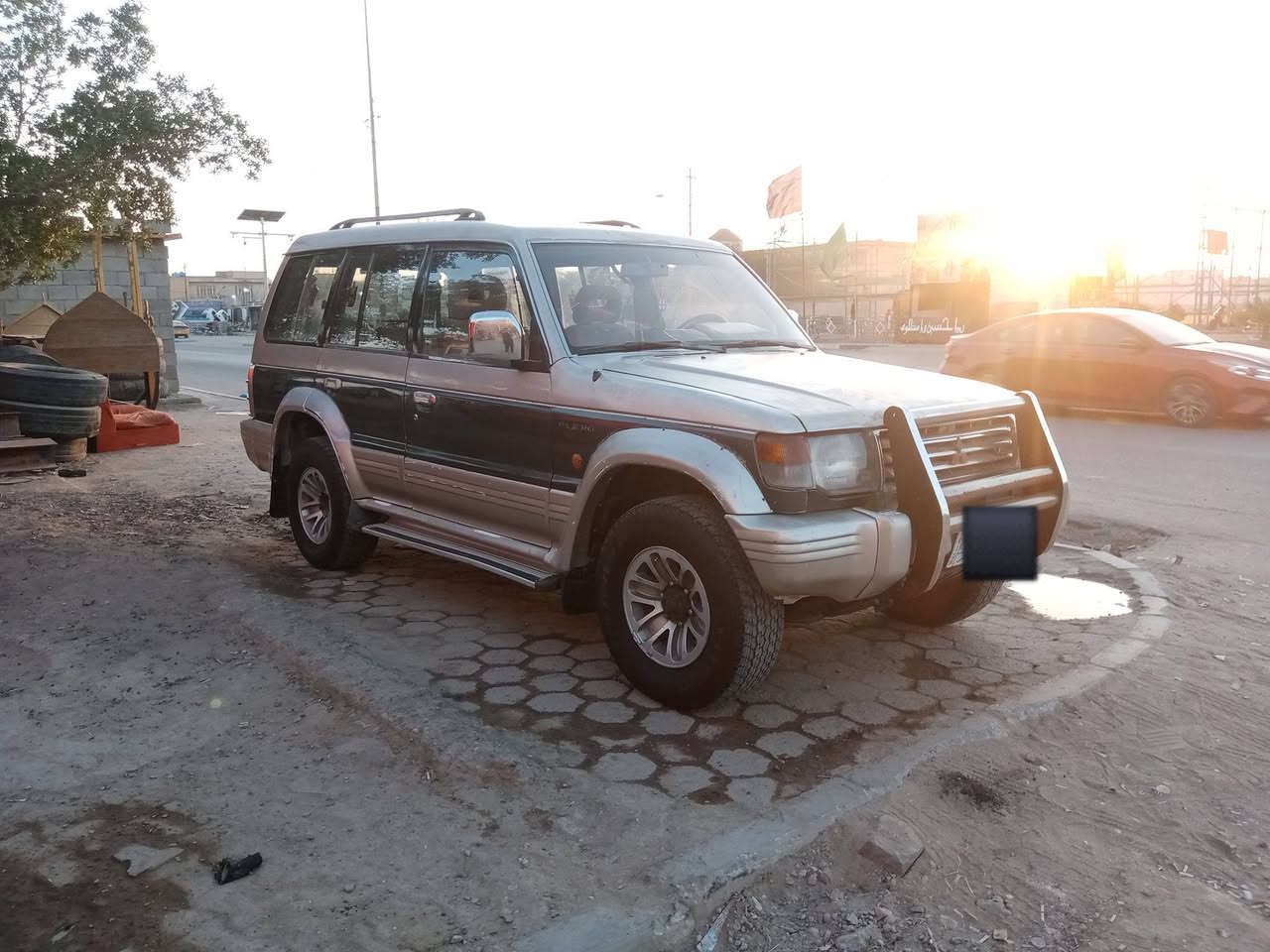 للبيع باجيرو موديل ٩٢ مكينة وكير بطه ٢٥٠٠ سياره ابلاديه أيسر ابلادي تخم تاير حداديه جديده كهرباءيات كلها شغاله رقمها ميسان ألماني رعيها يمي سعرها ب٤٥ وبيها مجال واي استفسار على الرقم *********** مكاني ميسان
