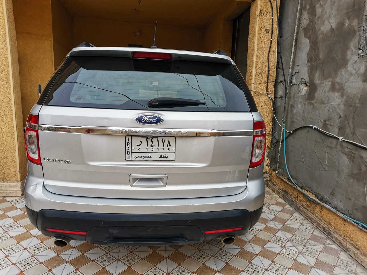 فورد اكسبلور موديل 2012 لمتد بصمة ماشية 145 الف كيلو متر
السعر ١٢٥ ورقة

***********
