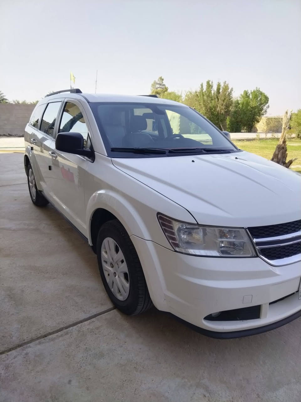 سلام عليكم
دوج جورني موديل 2017 
رقم واسط الرقم الجديد 
المحرك 2400
التبريد 3 قطع 
العنوان بغداد ساكن بلدوره ومكان العمل بلامين الثانيه
السعر 130 $
الشراي يتصل وادزله السونار 
الهاتف ***********
