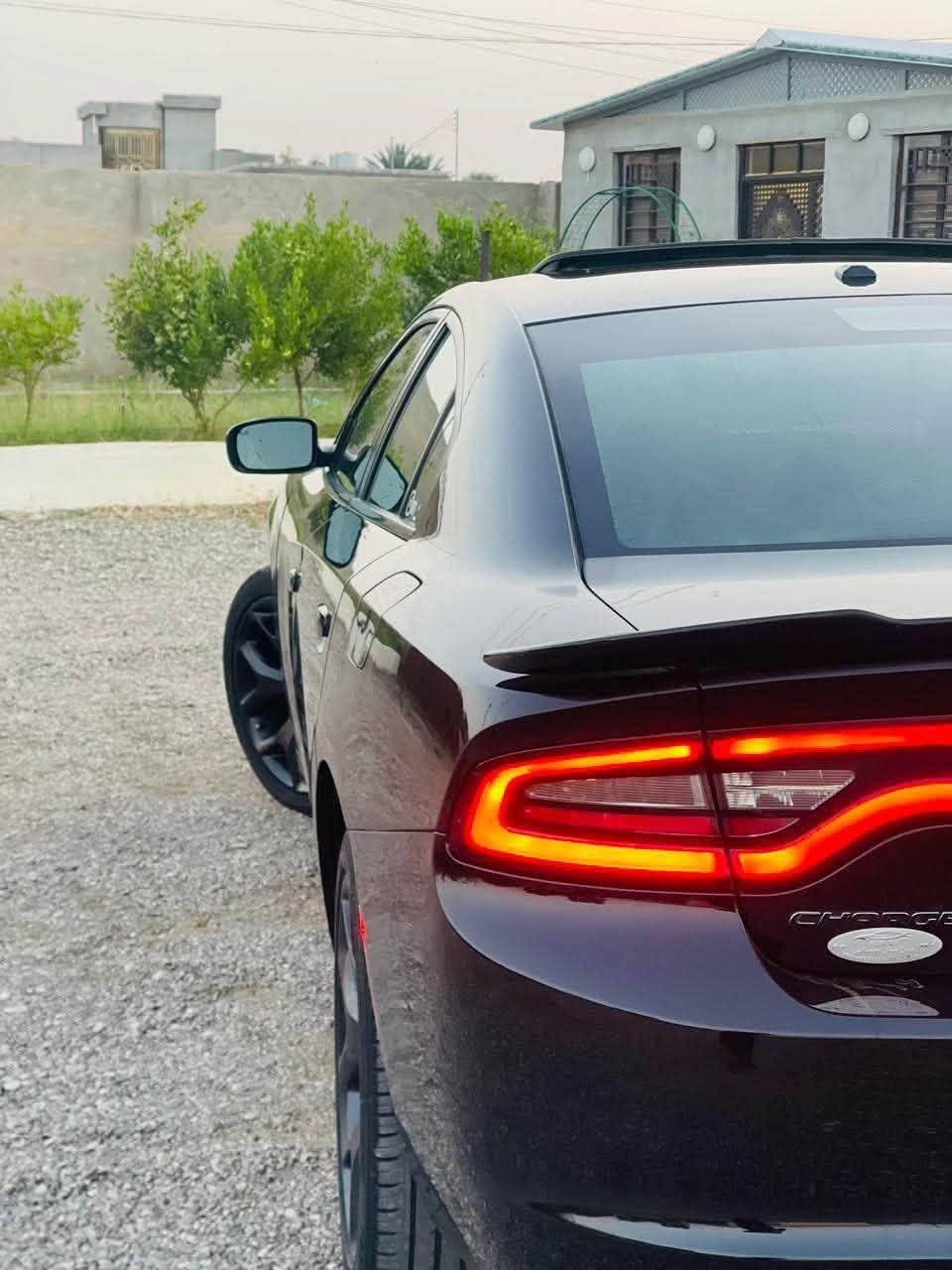 السلام عليكم
جارجر sxt plas فول مواصفات 
موديل 2017 وارد كندي هارلم 
بدون ضرر بيها ٣ مكانات بارد فقط 

مواصفاته عداد 260 
فتحه 
بصمه  
محرك 6سلندر
 تبريد قطعتين 
كروز سرعه 
شاشه كبيره 
كامره خلفيه  
كير ٨نمر 
كشنات حار بارد حضن 
سياره نظيفه  بدون ايرباك ولا دواخل  
محرك گير شرط 
حداديه شرط 
ماشيه 130  ميل استخدام شخصي ما مشتغله خط مكانه صلاح الدين  رقم اربيل بأسمي   والسياره كل نقص مابيها 

***********
***********
