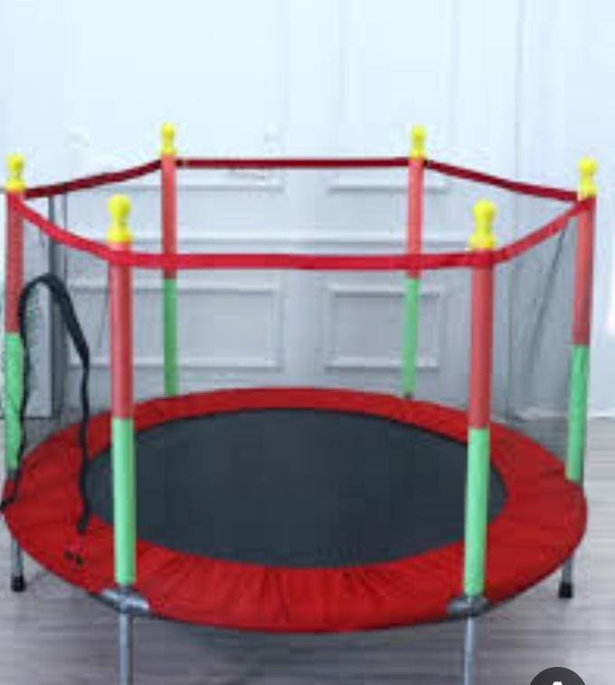 السلام عليكم
اطرمبلين حجم وصط كلش نضيف سبرنك قوي يتحمل 80كيلو استعمال شهر واحد سعرا 75 بي مجال لشراي هوا سعرا اغلا بس اني محتاج او اريد ابيعه 
عنواني ديالى التحرير شارع 40 
رقمي ***********
