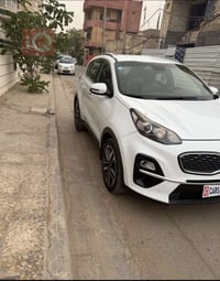 سبورتج موديل2020  خليجي كفاله من لصبغ بيها بارد بجاملغ الأيمن والباب  ...