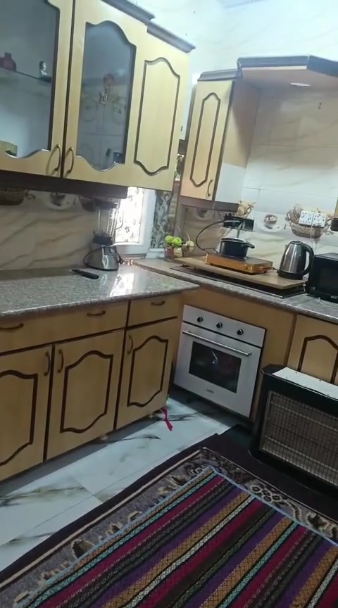 السلام عليكم بيع وشرائ كافت الاثاث المنزلي مستخدم نضيف نشتري وراوس شعندك ارسلي خاص لعنوان كاطون الرازي اول متنزل المجسر مال ارازي معرض ومزاد الرازي بأدارت ابو احمد استفسار او واتس ***********
