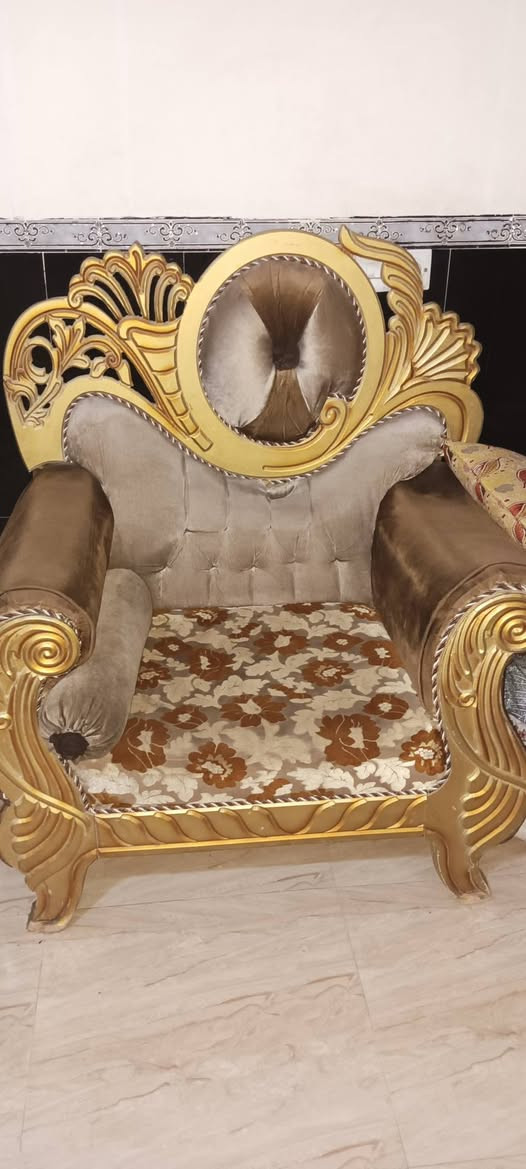 تخم نضيف مكاني شهداء العبيدي رقم *********** السعر 300 الف
